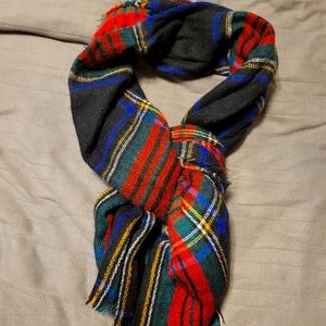 Old Navy checkered blanket Scarf